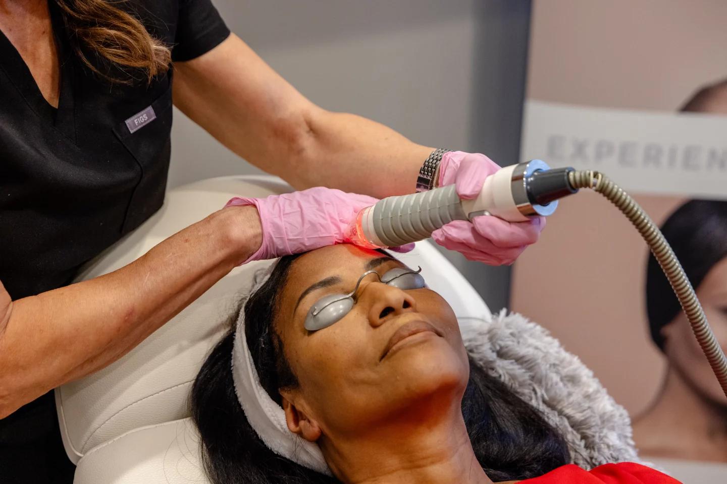 Skin Tightening and Lifting treatment at Redefyne Clinic Lower Parel